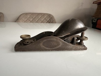 Antiker Stanley Blockhobel mit Achsschenkel oben, Schnellspannhebelkappe