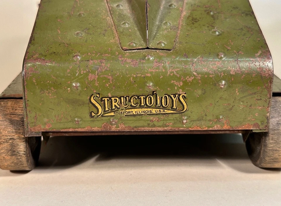 Tanque militar vintage StructoToys - juguete militar de acero prensado Foto 2 de 4