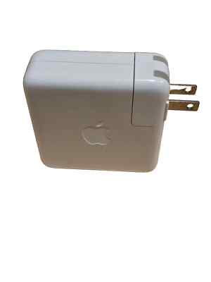 OEM Apple A1947 61W USB-C AC Adapter Charger for Apple MacBook Pro 13'' A1718