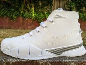 kobe noise cancelling