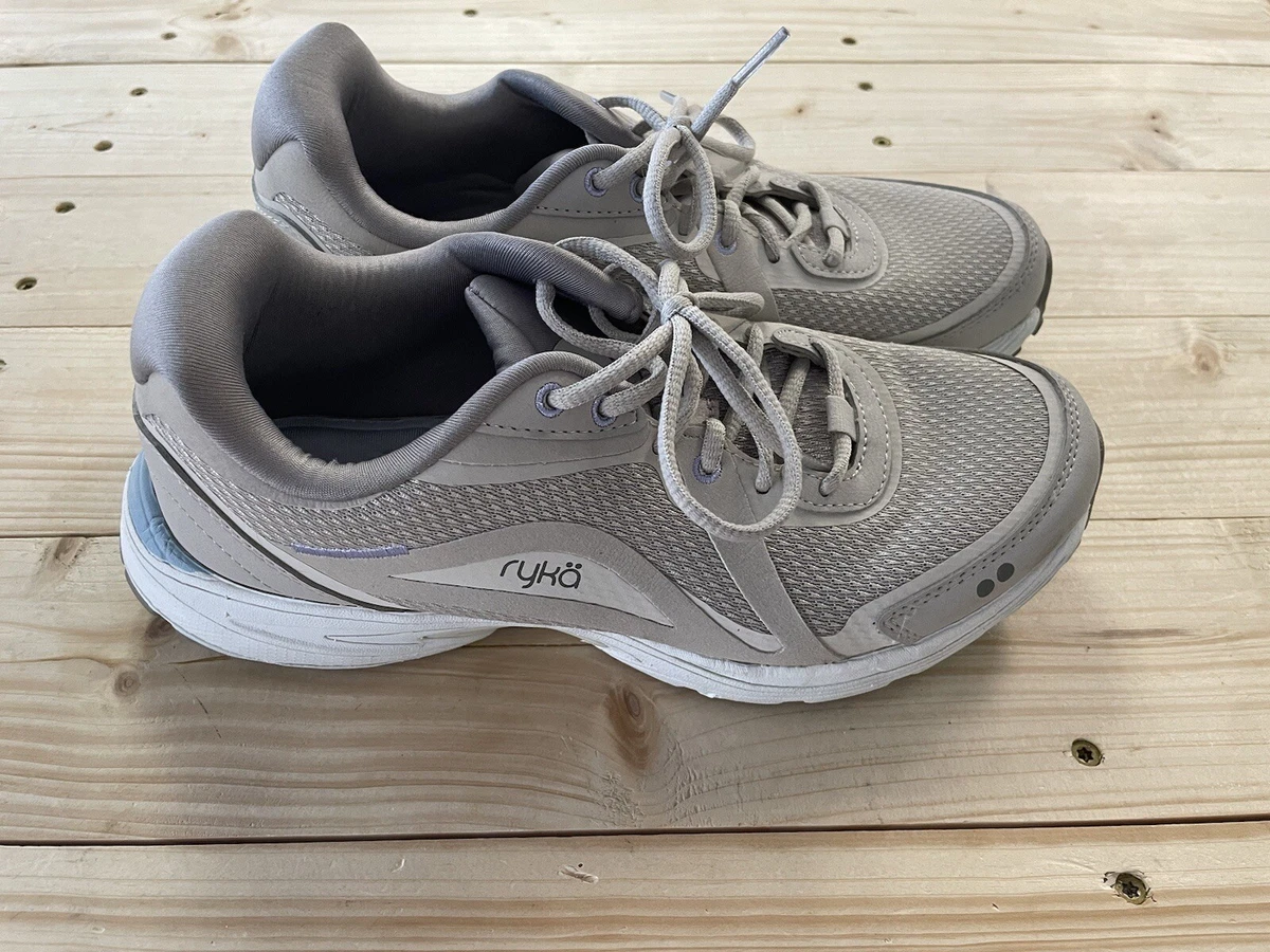 Ryka store tennis shoes