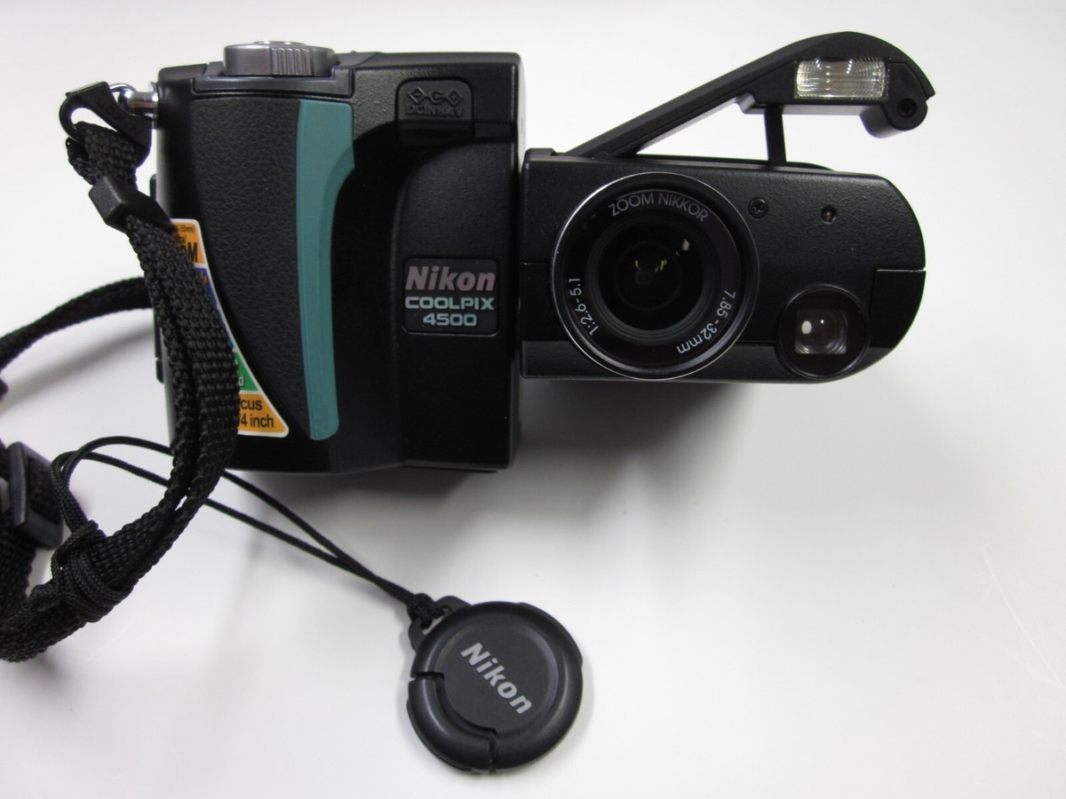 Nikon COOLPIX 4500 4.0MP Digital Camera - Read Description
