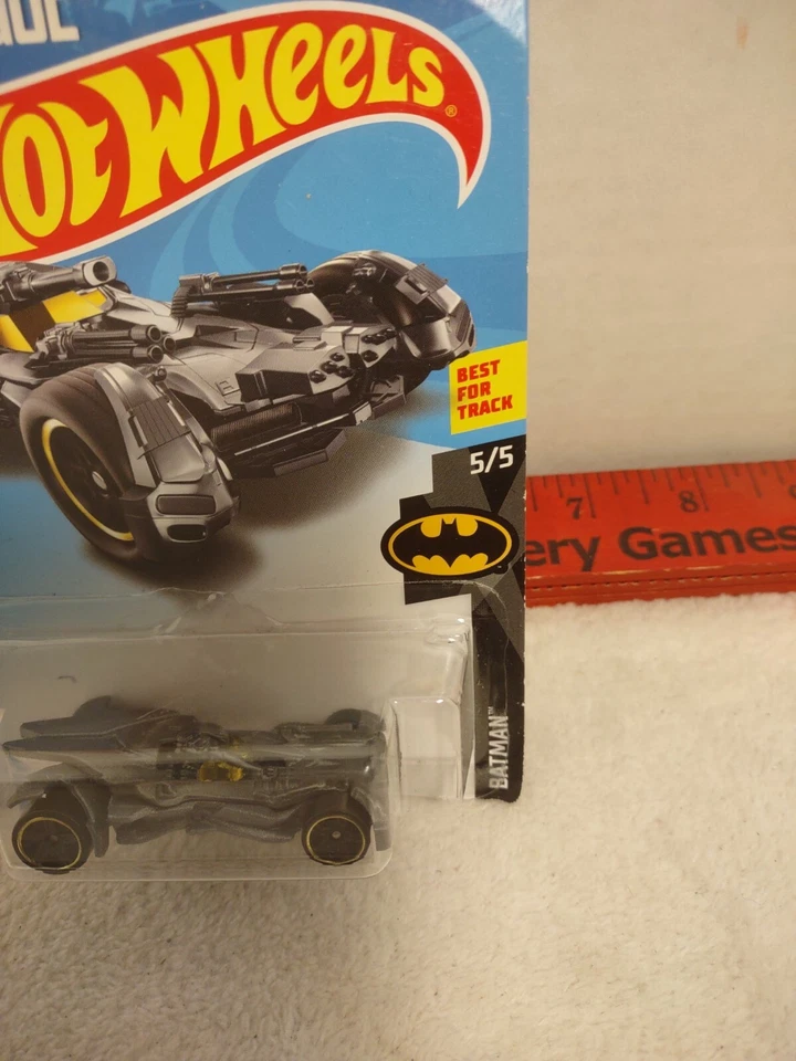 2017 Hot Wheels DC Justice League Batmobile - Image 3 of 4