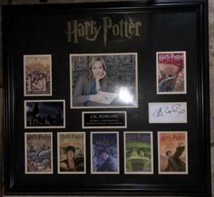 JK-ROWLING-HARRY-POTTER-SIGNED-AUTOGRAPH-HUGE-30-034-x-31-5-034-FRAMED-DISPLAY-RARE