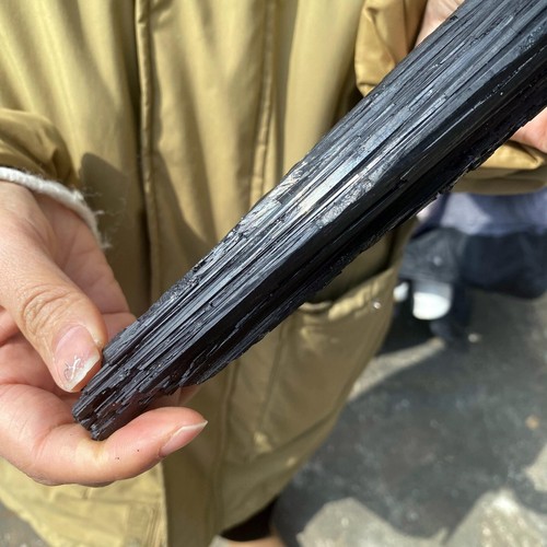440g Tormalina Nera Naturale Brasile Esemplare Grezzo Cristallo Minerale Guarigione - Foto 9 di 12