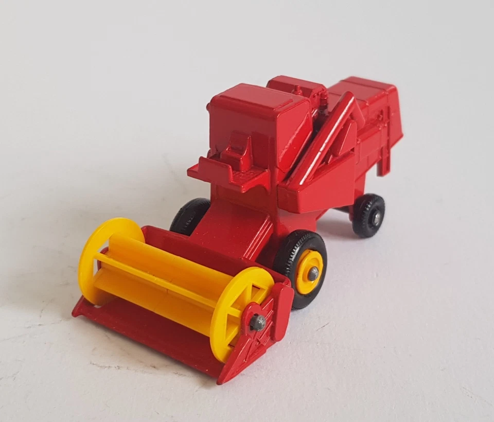 Matchbox Series No. 65 CLAAS Combine Harvester Superb Mint Condition - Image 2 of 4