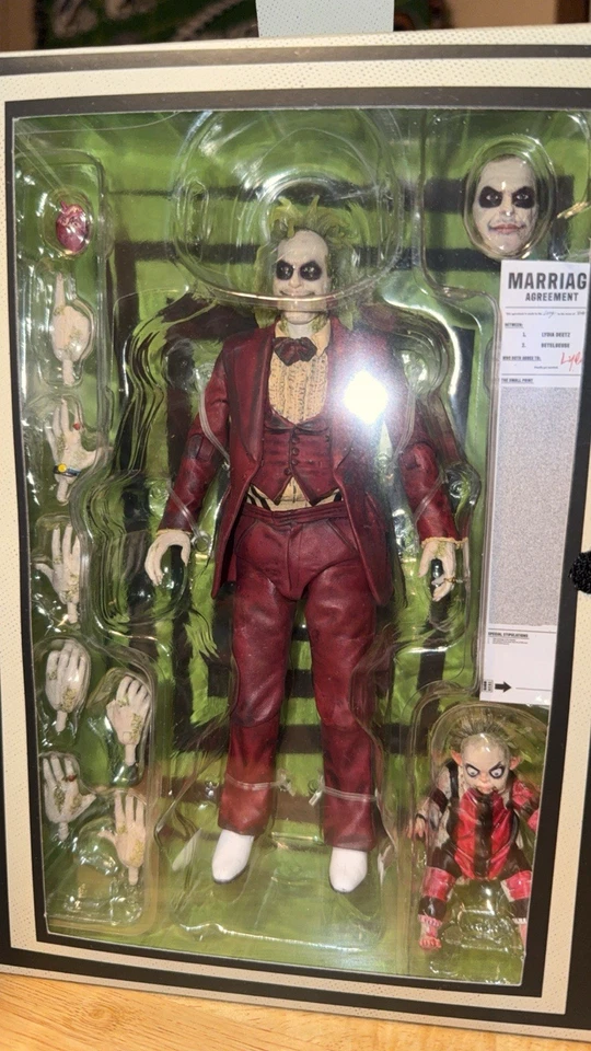 🔥NUEVO NECA Beetlejuice Ultimate Esmoquin Boda 7” Figura de Acción SELLADA🔥🔥 Foto 2 de 4