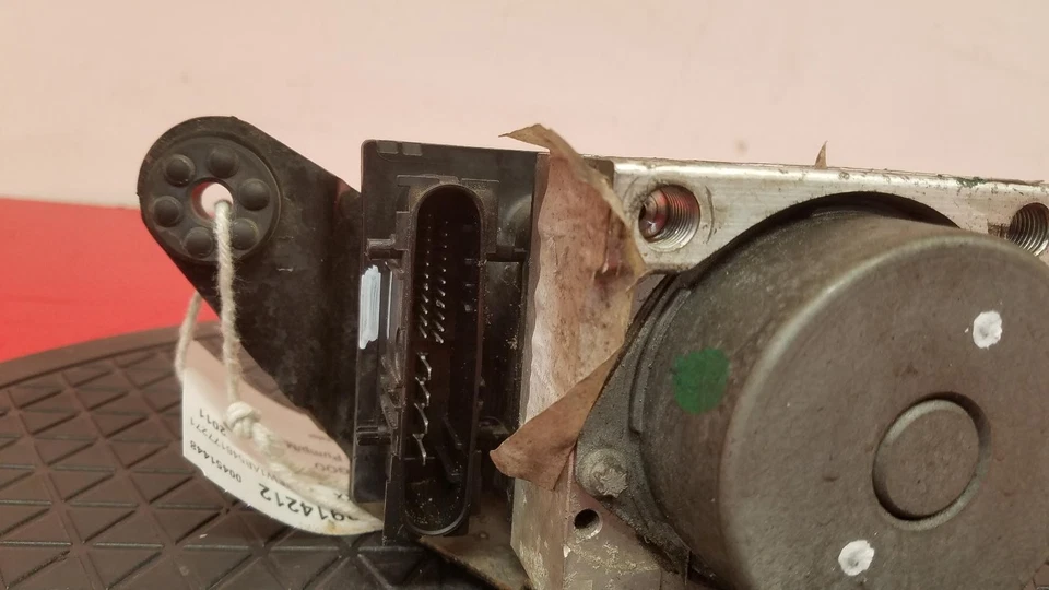 2011 RENAULT KANGOO 1.5L DIESEL ABS PUMP MODULATOR - Изображение 2 из 4