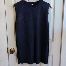 Dark Blue Knit Two-Piece Sleeeless Top and Shorts Set Size Large
