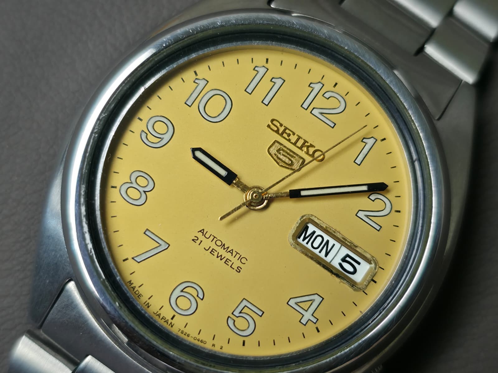 Seiko 5 Automatic 7S26-0550 Gold Dial 36mm Men's Watch