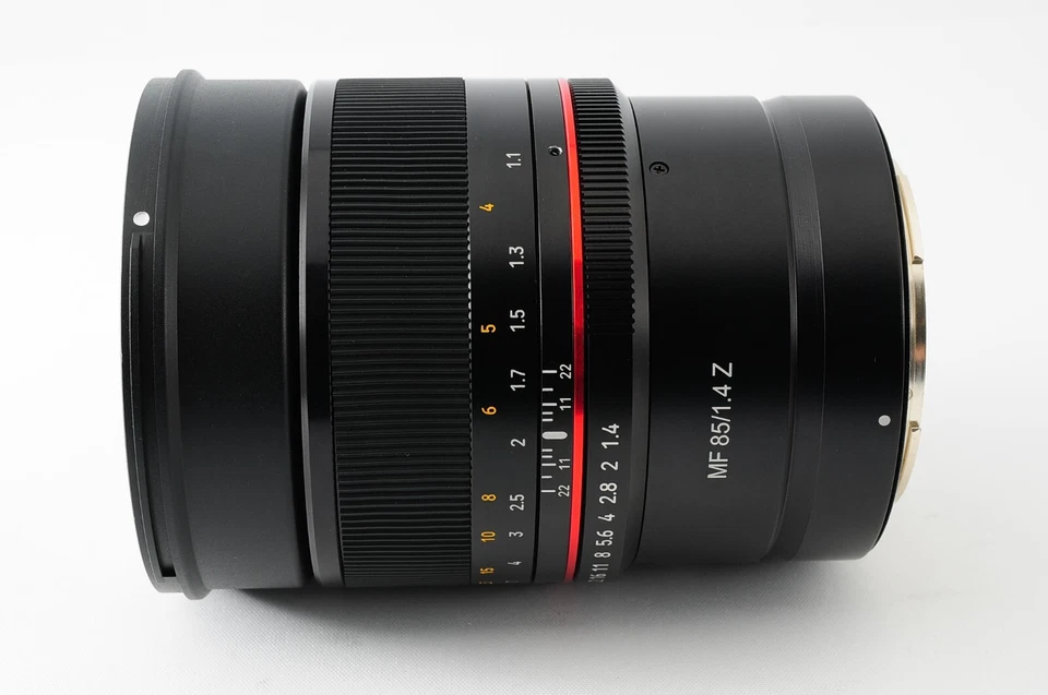 [Casi COMO NUEVO] Lente teleobjetivo retrato Samyang 85 mm f/1,4 MF para montura Nikon Z #145 Foto 3 de 4