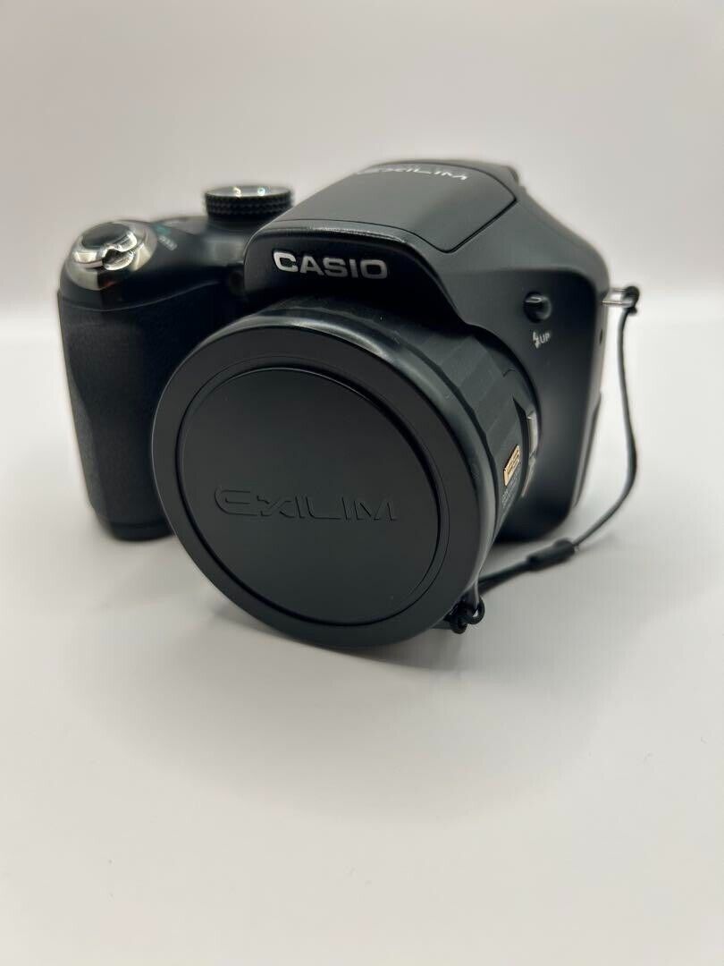 Casio EXILIM EX-FH25 High Speed Digital Camera 10.1MP Used Casio EXILIM EX-FH25 High Speed Digital Camera 10.1MP Used