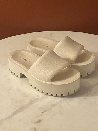 Sandali donna Jeffrey Campbell beige PVC plateau suola a strappo slide taglia 8 - Foto 3 di 11