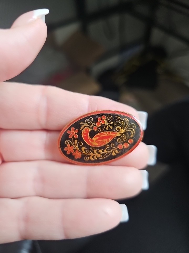 Vintage Hand-Painted Russian Lacquer Brooch with Floral & Bird Design BO