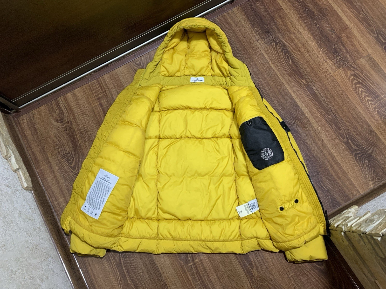 Stone Island Garment Dyed Crinkle Reps Down Jacket Size L-M image 13