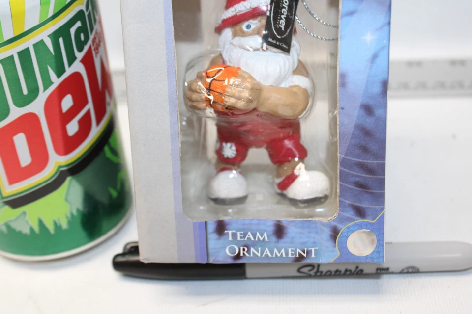 Forever Collectibles Chicago Bull NHL Action Gnome Team Ornament Resin - Image 3 of 4