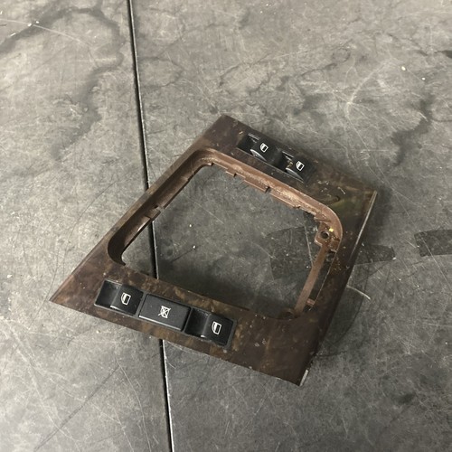 03 BMW 325xi Auto Transmission Shifter Bezel Oem - Picture 3 of 5