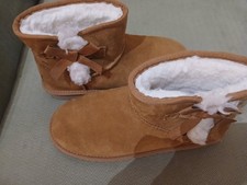 Koolaburra by UGG Kids Brown Suede Shearling-Lined Bow Ankle Bootie 8