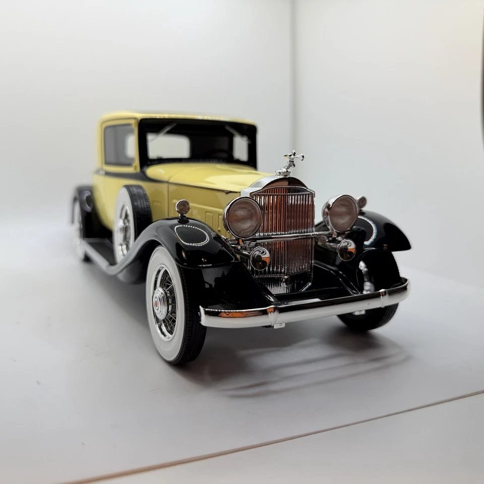 modellini auto 1/18 BoS 276 Packard 902 Standard Wight Coupé Yellow Del 1932 - Image 2 of 4