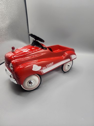 Xonex Collector Edition Fire Chief 1:3 Pedal Car Die Cast Metal 1993 - Picture 7 of 11