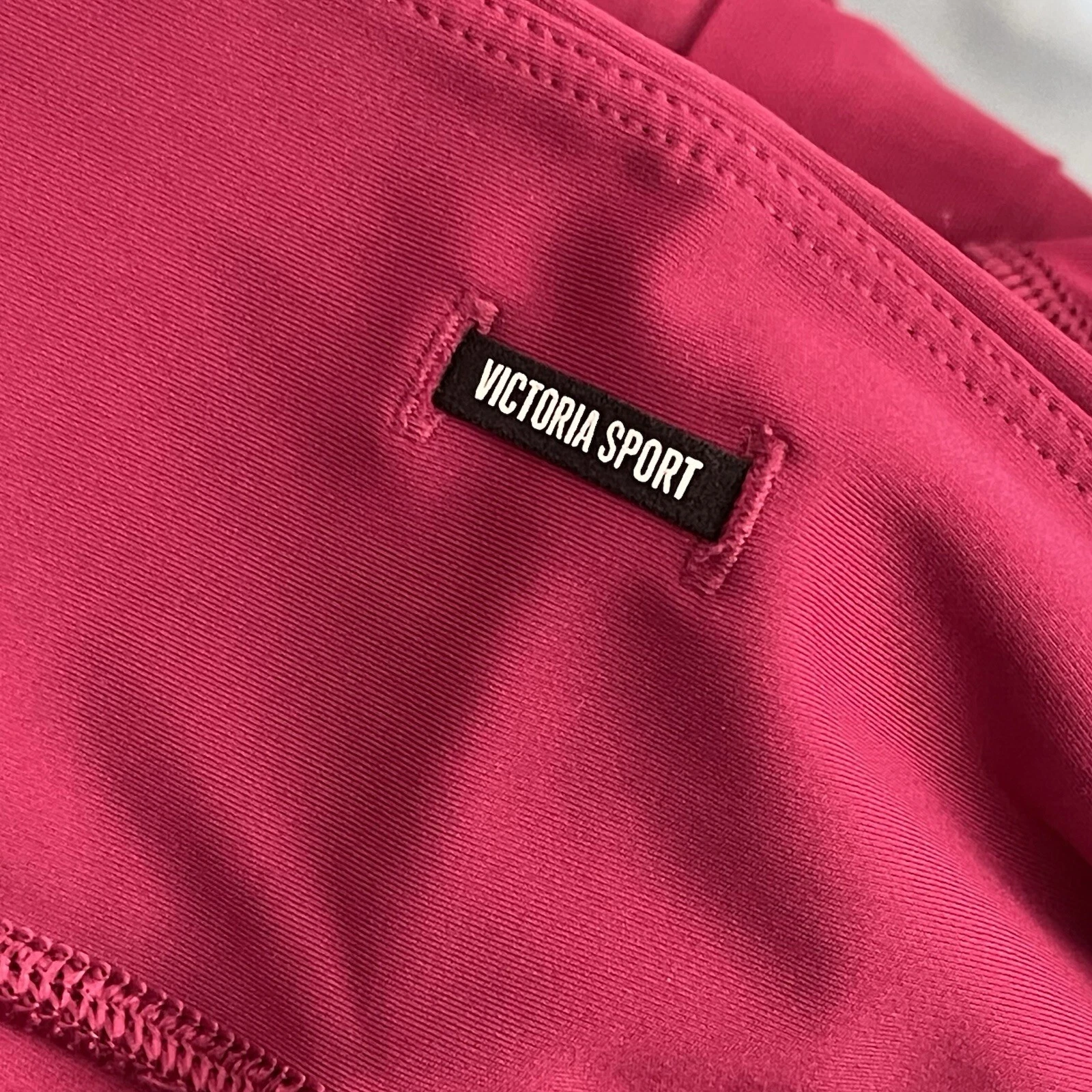 victoria-secret-vs total knockout tight mesh leggings