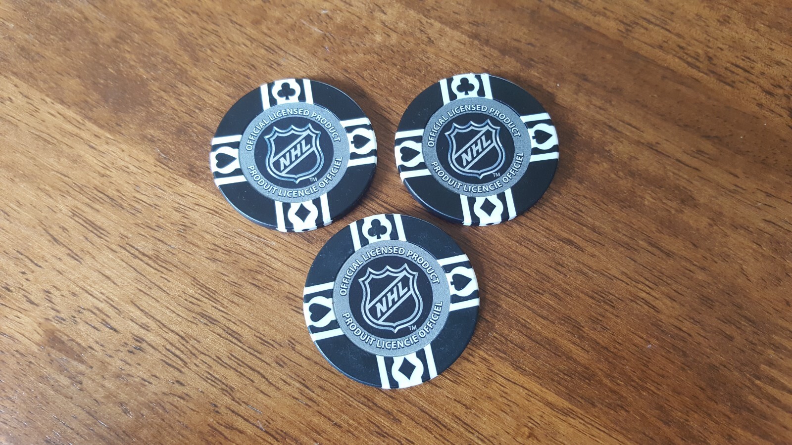 NHL CLAY POKER CHIPS VANCOUVER CANUCKS (3) eBay