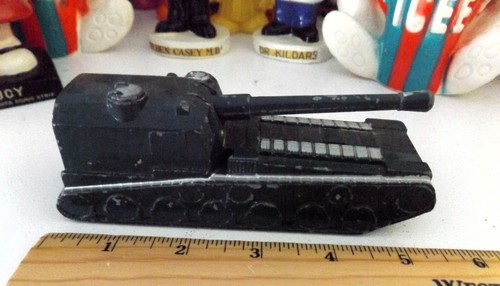 Vintage 1950s Midgetoy Tank Dark Green / Silver Pat. 2775847 Diecast Toy Vehicle - Picture 3 of 6
