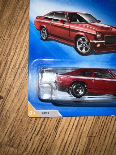 2009 Hot Wheels New Models Custom V-8 Vega #23 Red - Picture 4 of 6