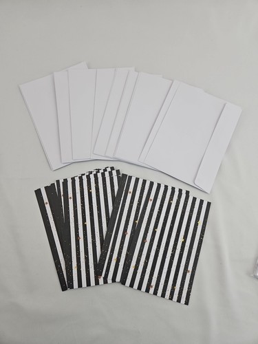 20 pieces Graduation Invitation Cards White Black Gold - Picture 2 of 5