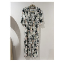 Some Days Lovin Women’s S Floral Tropical V- Neck Shirt Dress