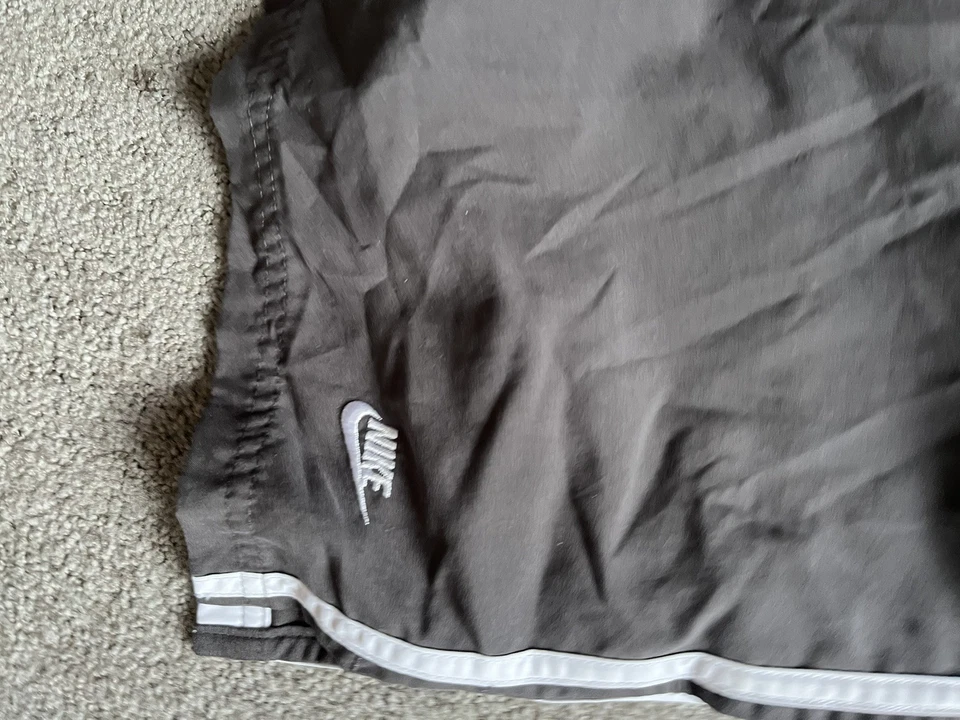 VINTAGE Nike Running Shorts Womens XL 16-18 Gray Short Swoosh Y2K 2000s Athletic - Image 3 of 4