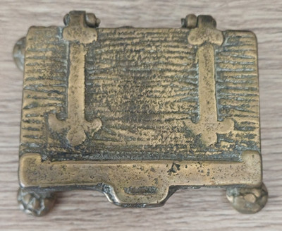 Vintage Solid Brass Stamp / Vesta / Snuff Box Treasure Chest Antique?