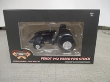 New 2025 Fendt 942 Vario "Never Giving Up" Toy Pulling Tractor, 1/64 Scale, NIB