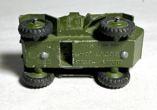 Vintage Dinky Toy Scout Car # 673 - Green Diecast Tank Toy - Used - Picture 2 of 2