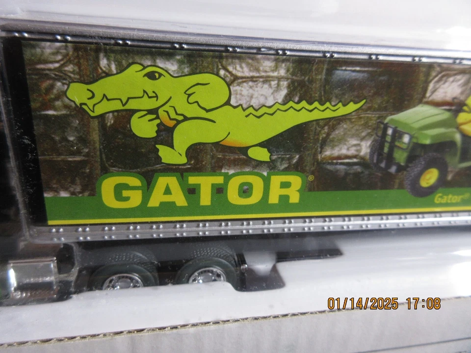 Vintage 1/64 John Deere 387 Peterbilt Semi Trailer Gator 6x4 4x2 Trail Gator NIB - Image 3 of 4