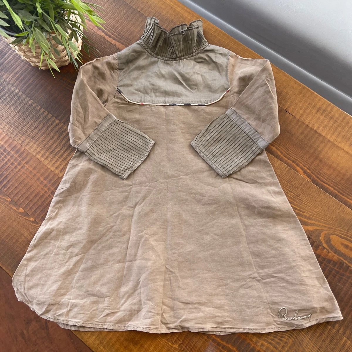 Burberry top dress 2t