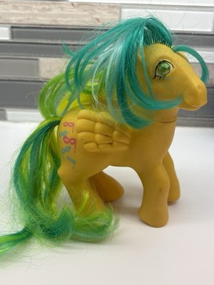 Vintage Hasbro G1 MLP My Little Pony Twinkle Eye Masquerade Pegasus Yellow 1985