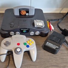 Nintendo N64 console bundle - Fully working ahown in pics