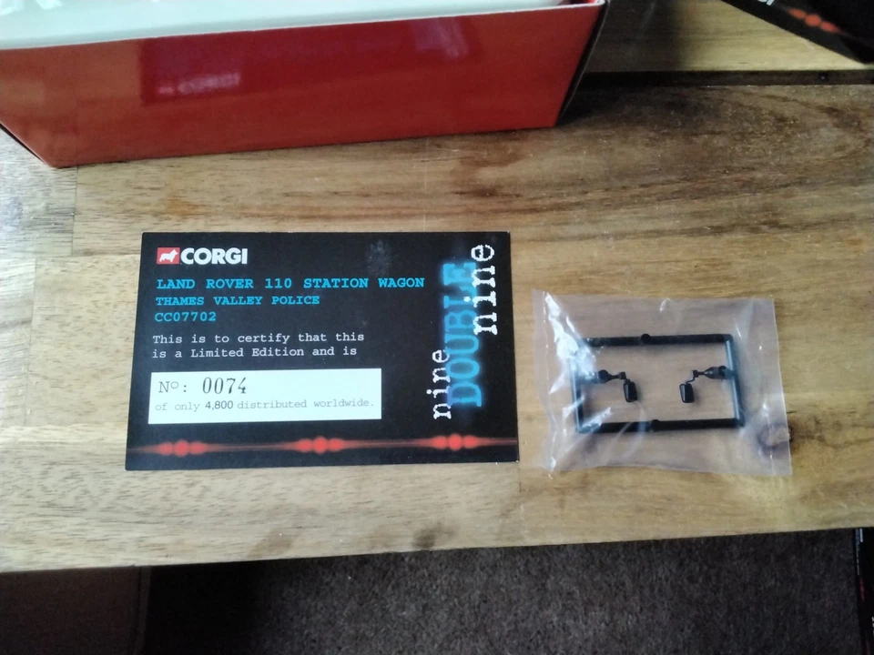 Corgi CC07702 Land Rover 110 Station Wagon - Thames Valley Police - 1:43 No.74 - Image 2 of 3