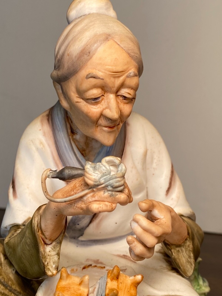 Vtg Ceramic Japan Figurines Old Man Woman Bisque HandPainted