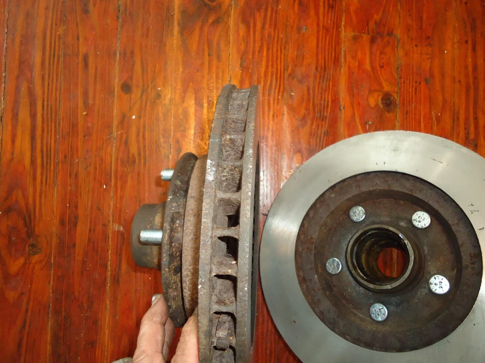 1967 1968 1969 1970 Full size Buick and riviera original rotors machined - Image 3 of 4