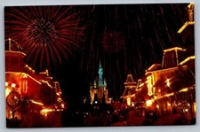 R12 Postcard - 70s- Disney World Fantasy in the Sky Fireworks