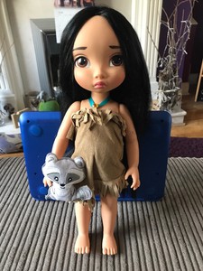 pocahontas bambola disney