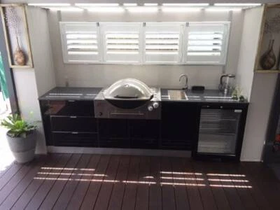 New Alfresco Outdoor Kitchen With Natural Granite Stone Tops And