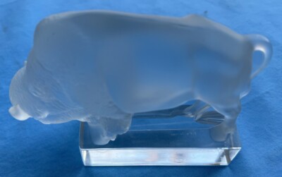Lalique Crystal Buffalo Bison Paperweight Figurine #11806 Mint