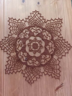 NEU Rund Irisch Häkeldeckchen Handarbeit Weihnachtsgeschenk Ostern Landhaus Rustikal
