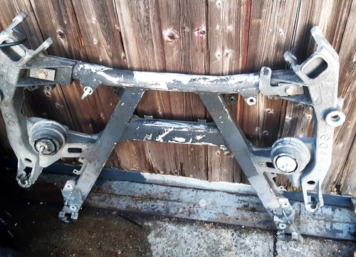 BMW E39 5er Vorderachsträger Motorträger Achsträger Vorderachse