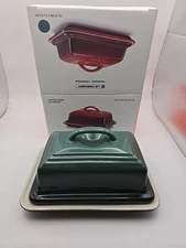 Le Creuset Stoneware  Butter Dish Beurrier  Green 5 x 3 1/2" NEW  