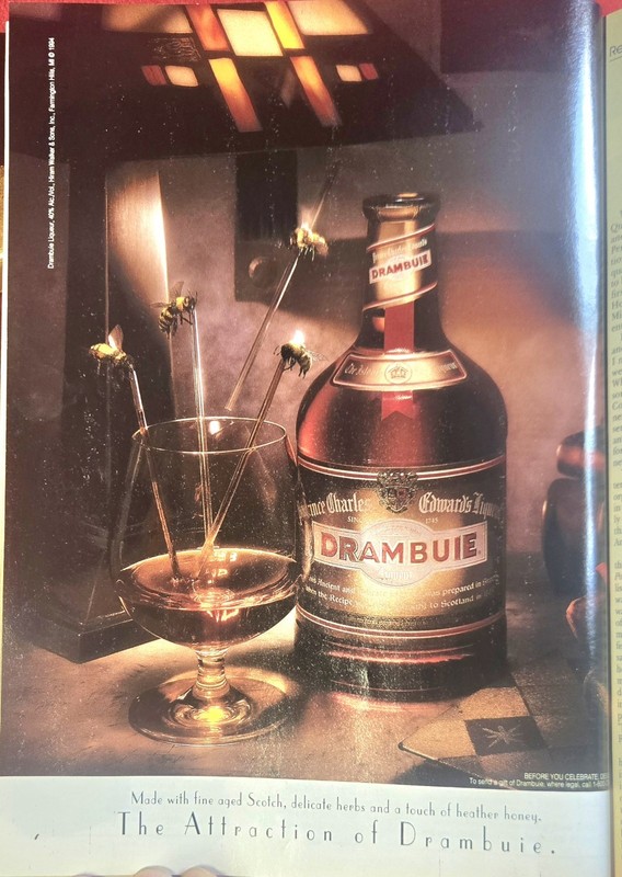 🌟 1995 Drambuie Prince Charles Edward's Liqueur Honey Bees Vintage Print Ad