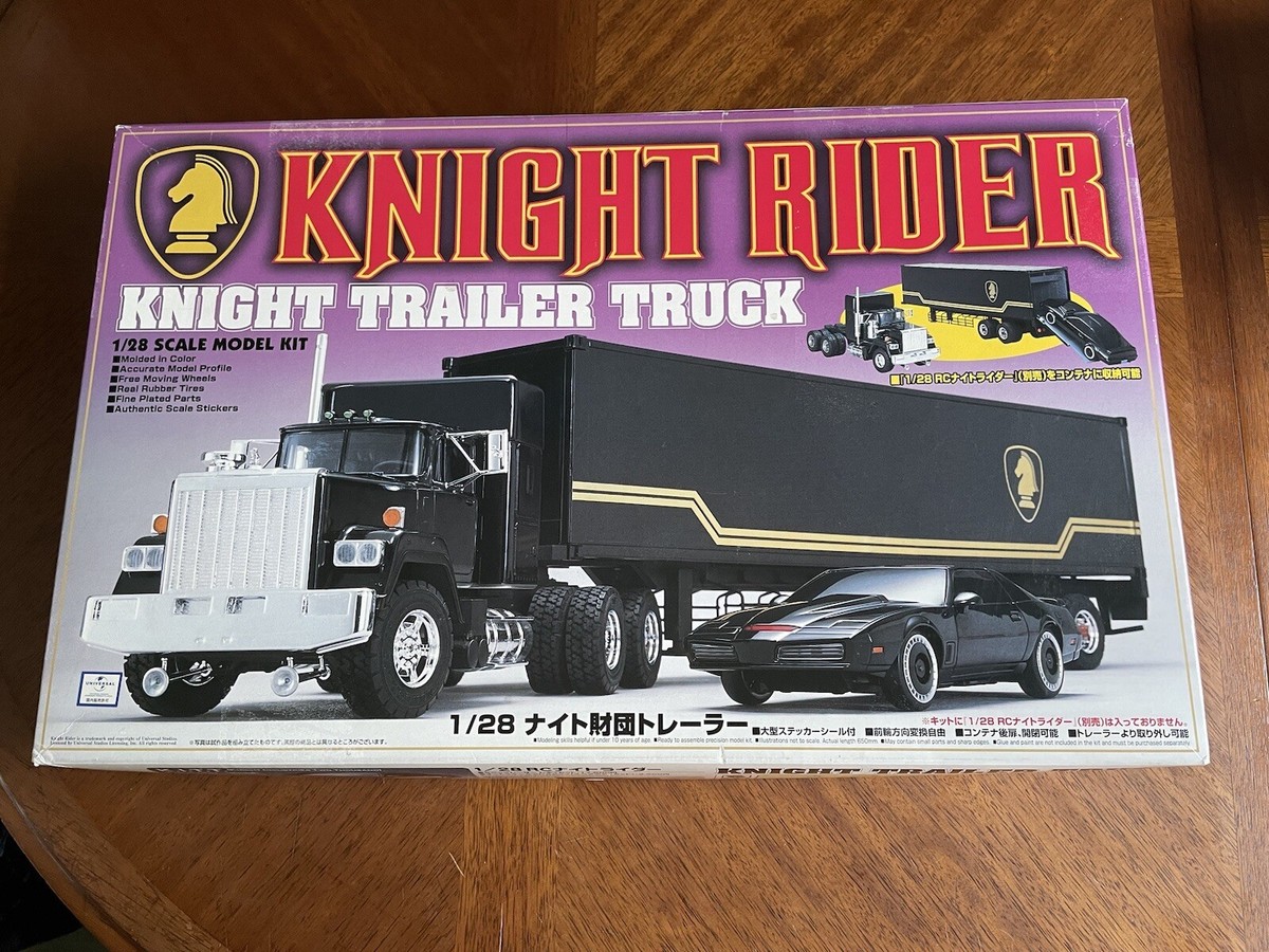 KNIGHT RIDER 1/28 ナイト財団トレーラー Amazon | 青島文化教材社 1/28 ナイトライダー ナイト財団